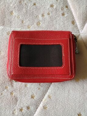 Red Tusk Brand Compact Leather Wallet